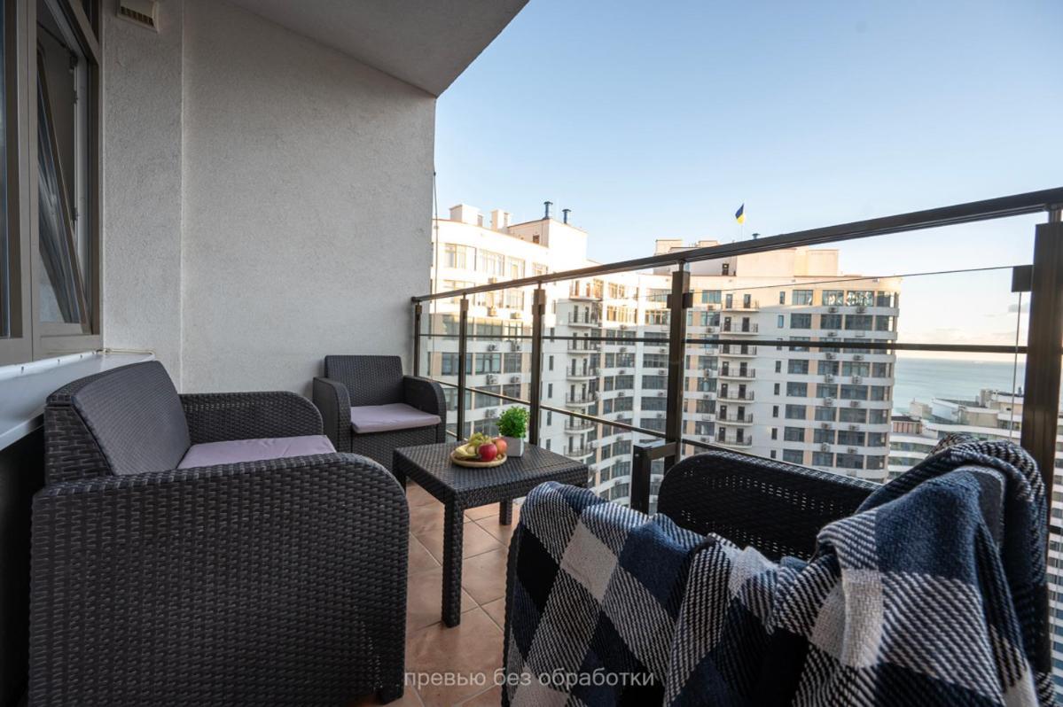 Новейшая Квартира Возле Моря Odessa Exterior foto